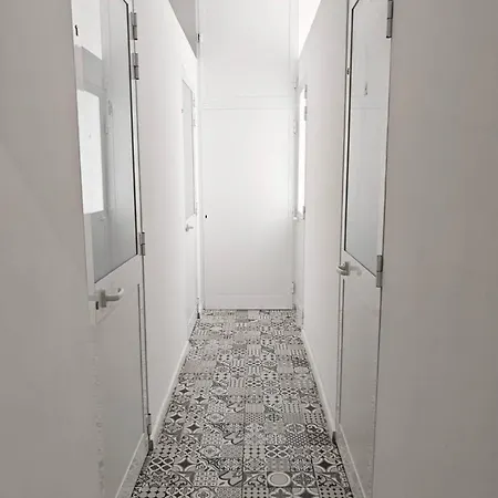 Sleep With And Apartment *
