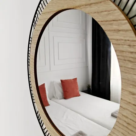 Sleep With And 아파트