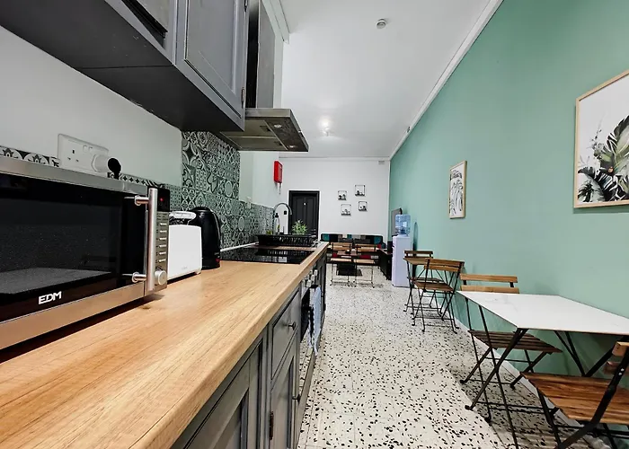 Sleep With And Apartamento *