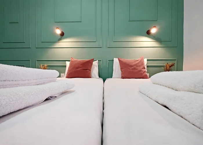 דירה Sleep With And Pietà