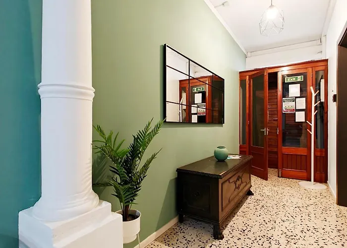 דירה Sleep With And *