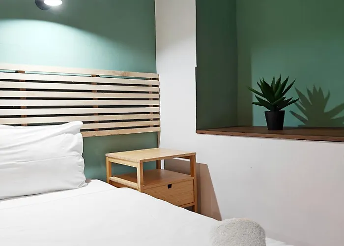 Sleep With And Apartamento